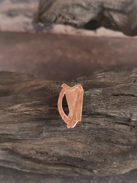 harp pin on bog oak - 2 pence harp pin