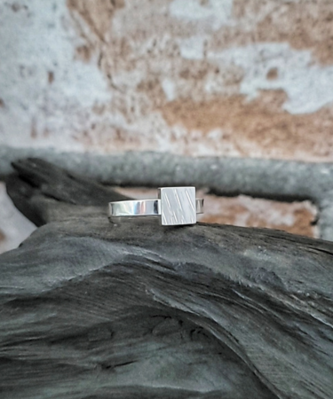 Textured square Sterling Silver handmade ring - Silver Square Ring